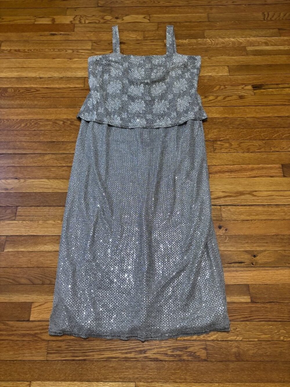 Onyx Nite by Wendye Chaitin Womens Dress Plus Size 18 Silver Metallic Evening